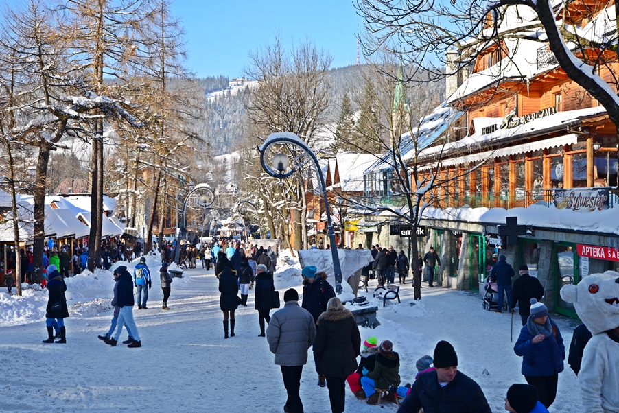 Adventi  hangulat  Zakopanéban  és  Bártfán